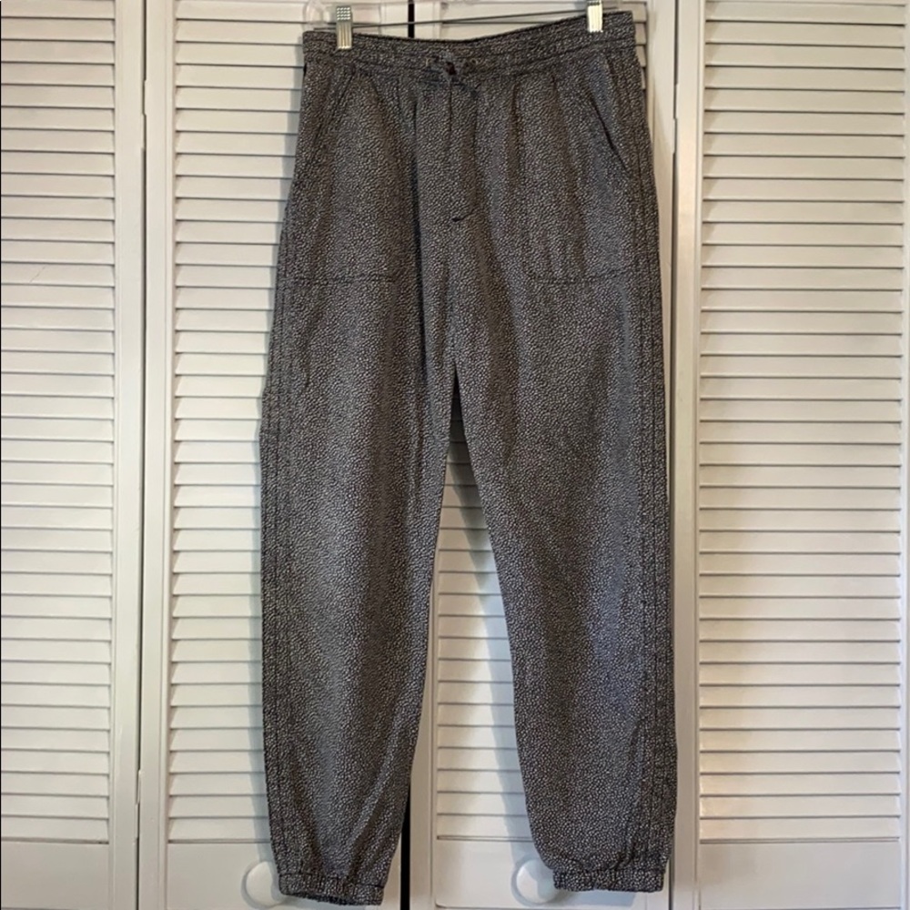 By Anthropolgie joggers SZ small